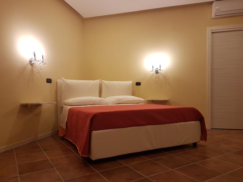 Deluxe Suite Spa Bath